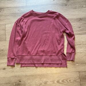 Time and Tru Women's Crew Neck Sweater - Burgundy
